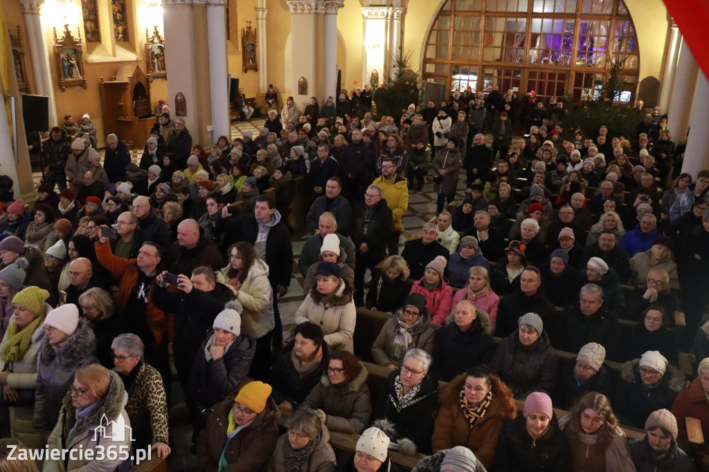 Fotorelacja: Koncert Bożonarodzeniowy kapeli Głos Beskidu w Zawierciu