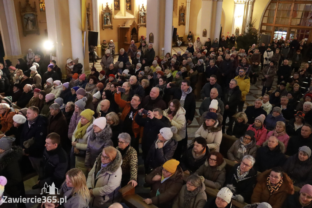 Fotorelacja: Koncert Bożonarodzeniowy kapeli Głos Beskidu w Zawierciu