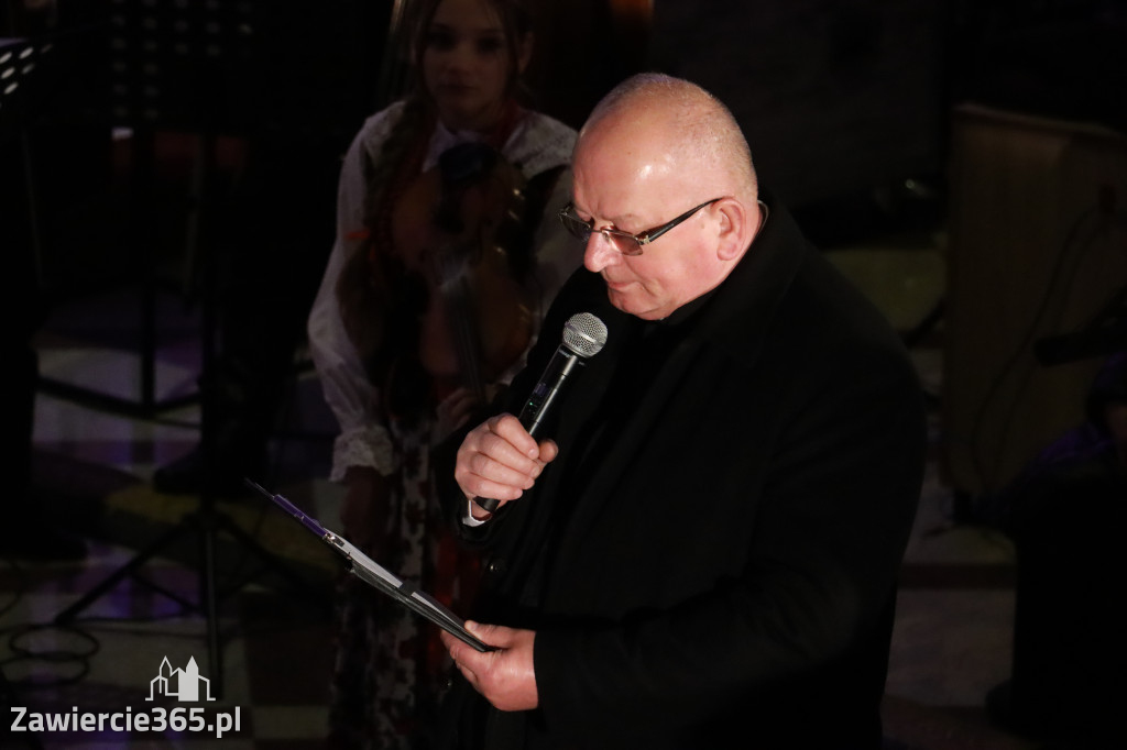 Fotorelacja: Koncert Bożonarodzeniowy kapeli Głos Beskidu w Zawierciu