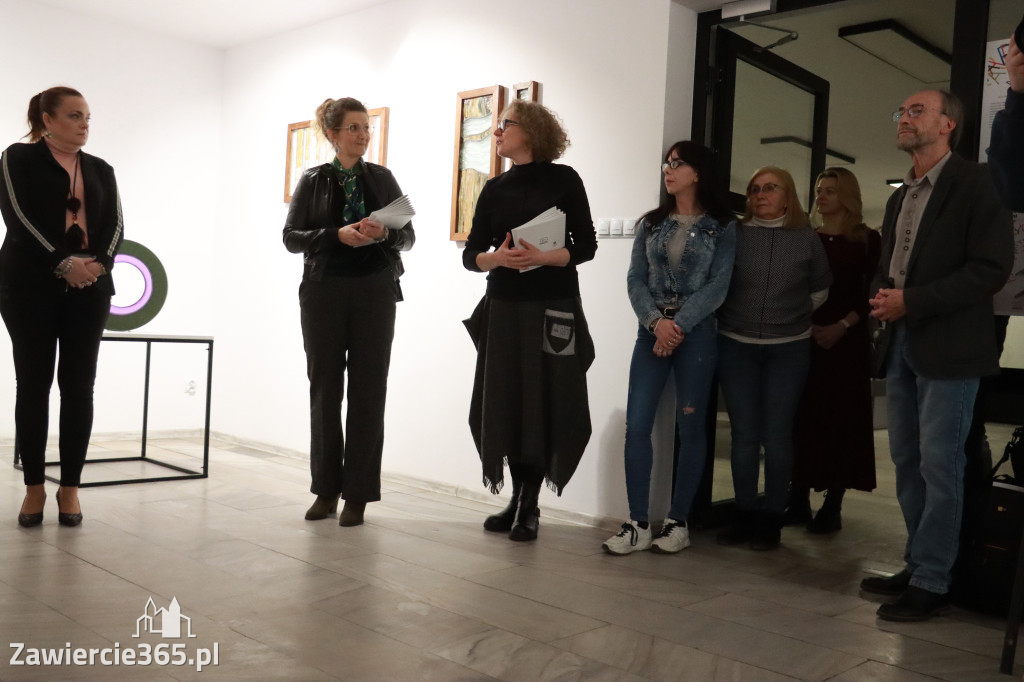 Fotorelacja: Finisaż wystawy „ARTYŚCI NA 110” w Zawierciu