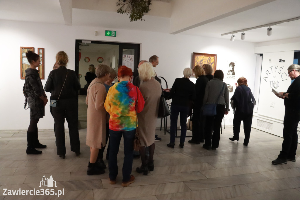 Fotorelacja: Finisaż wystawy „ARTYŚCI NA 110” w Zawierciu