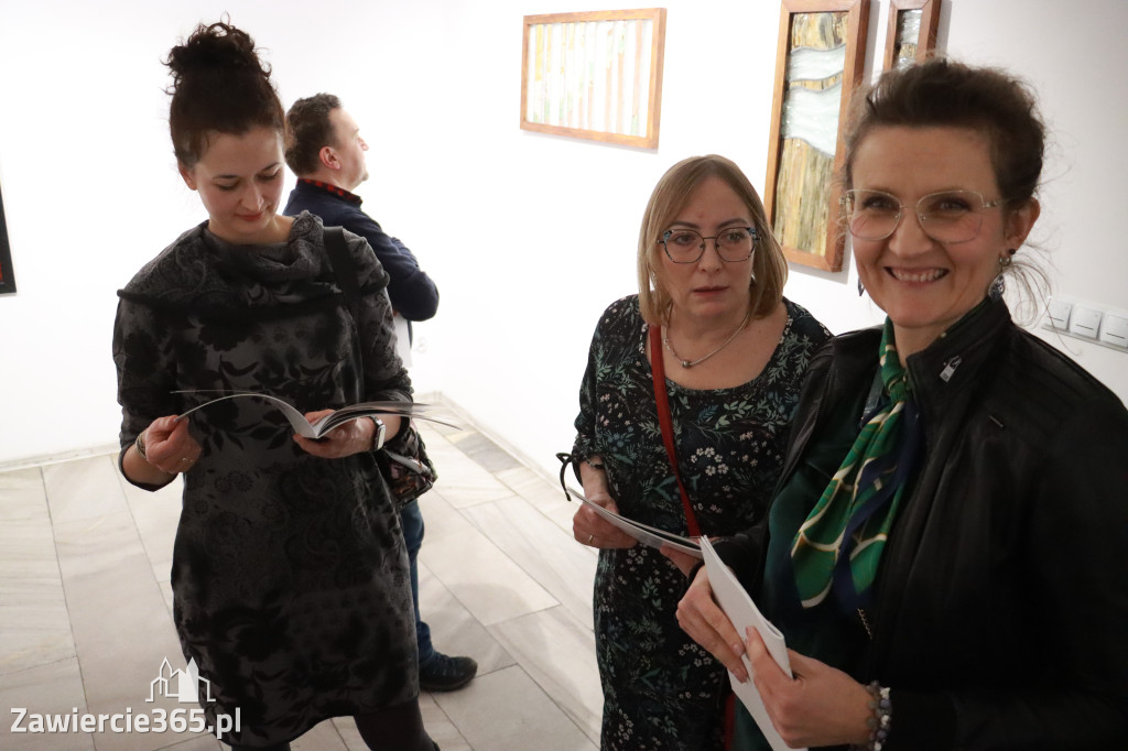 Fotorelacja: Finisaż wystawy „ARTYŚCI NA 110” w Zawierciu