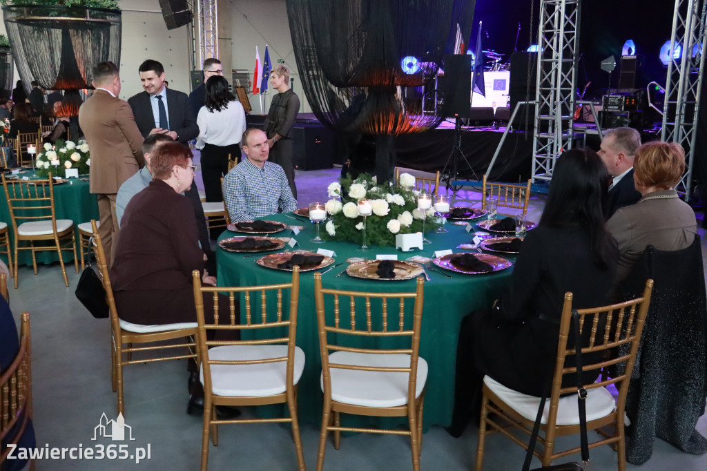 Fotorelacja: Oficjalne otwarcie hali firmy Omega w Zawierciu