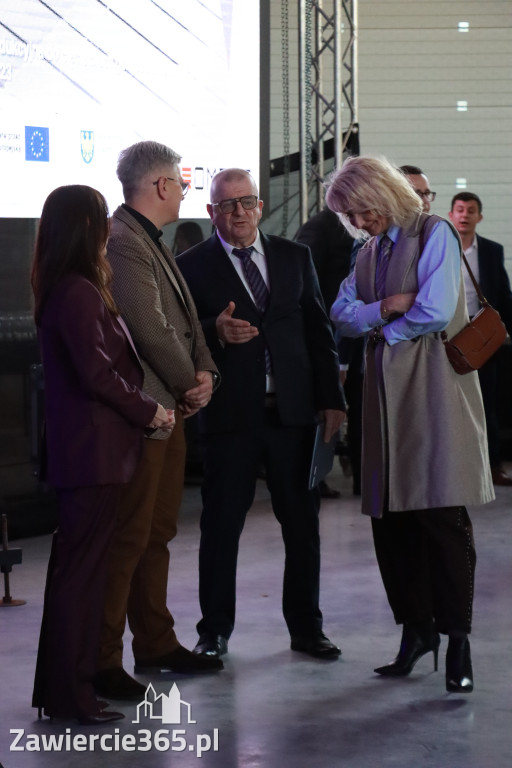 Fotorelacja: Oficjalne otwarcie hali firmy Omega w Zawierciu