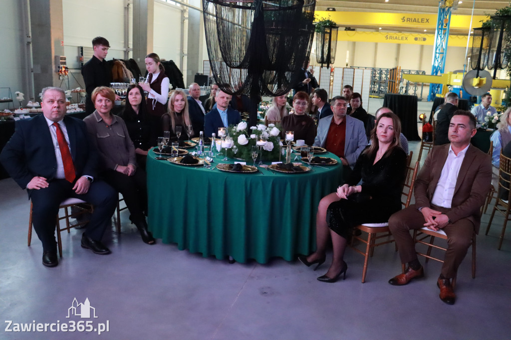 Fotorelacja: Oficjalne otwarcie hali firmy Omega w Zawierciu