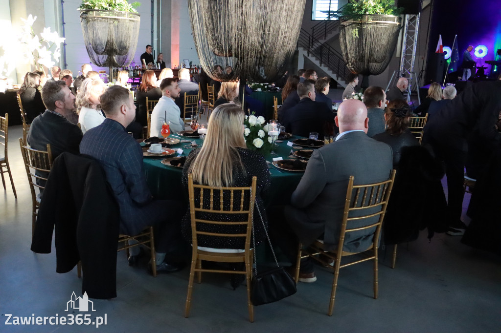 Fotorelacja: Oficjalne otwarcie hali firmy Omega w Zawierciu