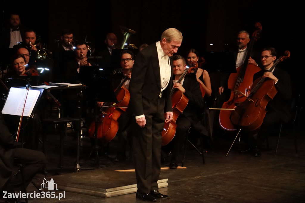 Fotorelacja I: Koncert Jubileuszowy Macieja Niesiołowskiego w MOK Zawiercie