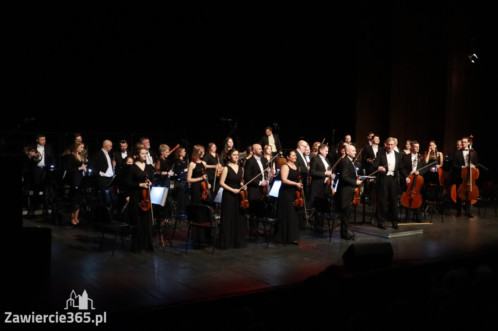 Fotorelacja I: Koncert Jubileuszowy Macieja Niesiołowskiego w MOK Zawiercie