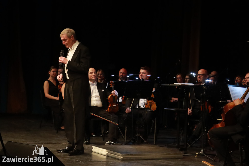 Fotorelacja I: Koncert Jubileuszowy Macieja Niesiołowskiego w MOK Zawiercie