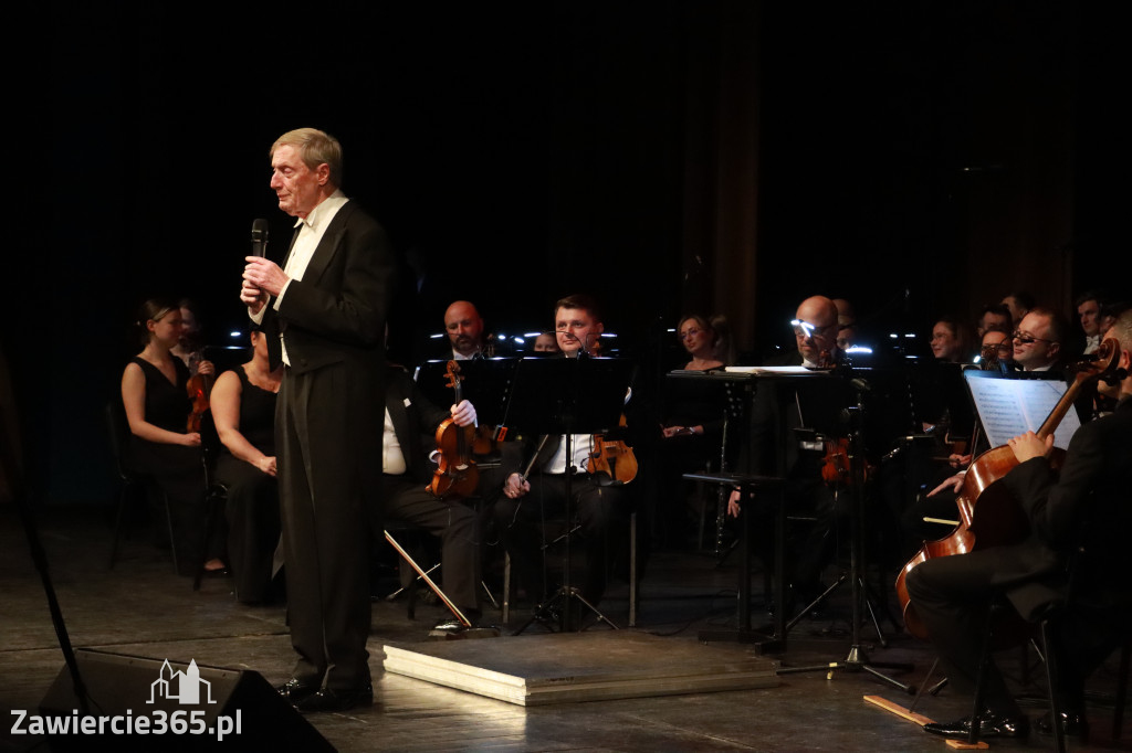 Fotorelacja I: Koncert Jubileuszowy Macieja Niesiołowskiego w MOK Zawiercie