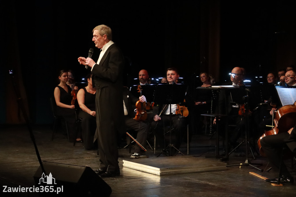 Fotorelacja I: Koncert Jubileuszowy Macieja Niesiołowskiego w MOK Zawiercie