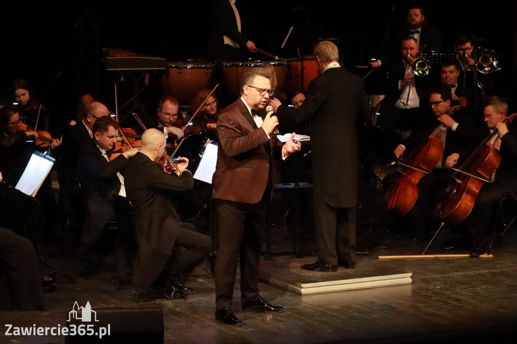 Fotorelacja I: Koncert Jubileuszowy Macieja Niesiołowskiego w MOK Zawiercie