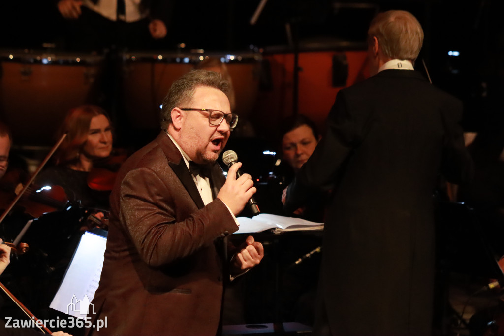 Fotorelacja I: Koncert Jubileuszowy Macieja Niesiołowskiego w MOK Zawiercie