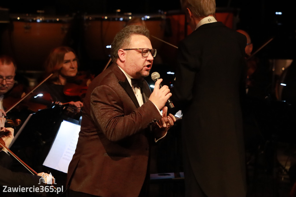 Fotorelacja I: Koncert Jubileuszowy Macieja Niesiołowskiego w MOK Zawiercie