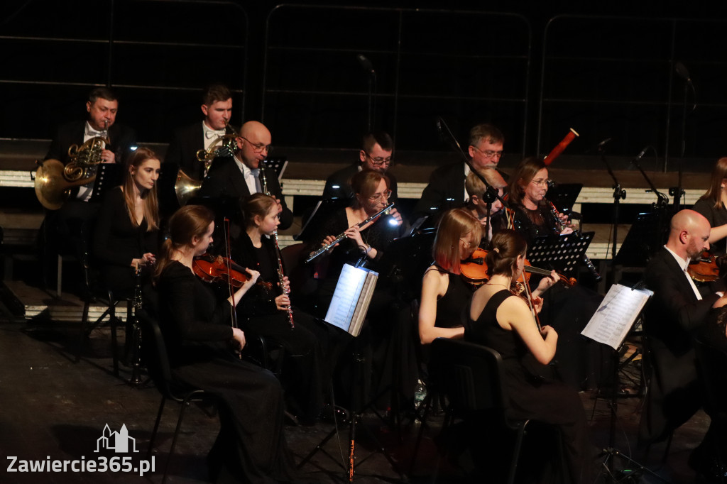 Fotorelacja I: Koncert Jubileuszowy Macieja Niesiołowskiego w MOK Zawiercie