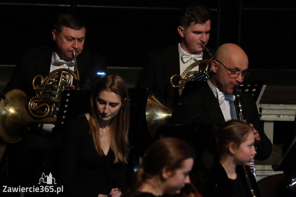 Fotorelacja I: Koncert Jubileuszowy Macieja Niesiołowskiego w MOK Zawiercie