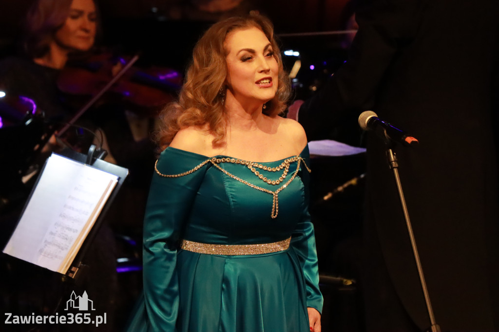 Fotorelacja I: Koncert Jubileuszowy Macieja Niesiołowskiego w MOK Zawiercie