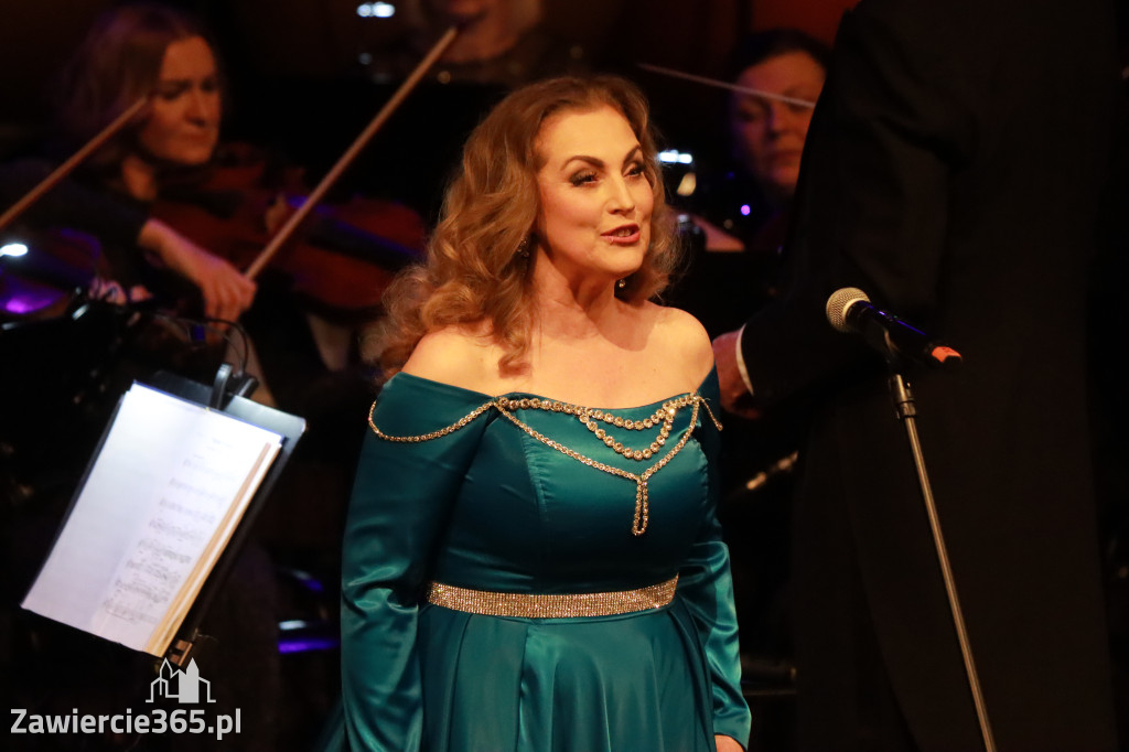 Fotorelacja I: Koncert Jubileuszowy Macieja Niesiołowskiego w MOK Zawiercie