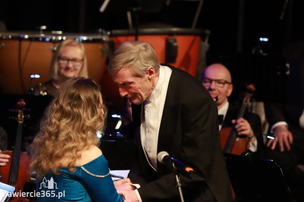 Fotorelacja I: Koncert Jubileuszowy Macieja Niesiołowskiego w MOK Zawiercie