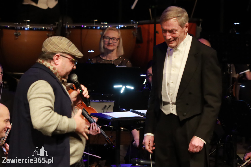 Fotorelacja I: Koncert Jubileuszowy Macieja Niesiołowskiego w MOK Zawiercie