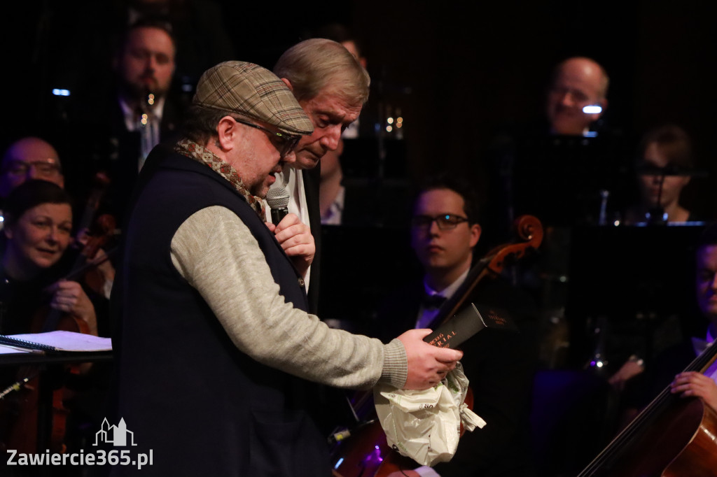 Fotorelacja I: Koncert Jubileuszowy Macieja Niesiołowskiego w MOK Zawiercie