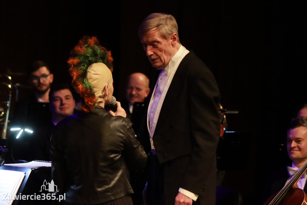 Fotorelacja I: Koncert Jubileuszowy Macieja Niesiołowskiego w MOK Zawiercie