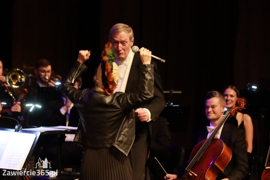 Fotorelacja I: Koncert Jubileuszowy Macieja Niesiołowskiego w MOK Zawiercie