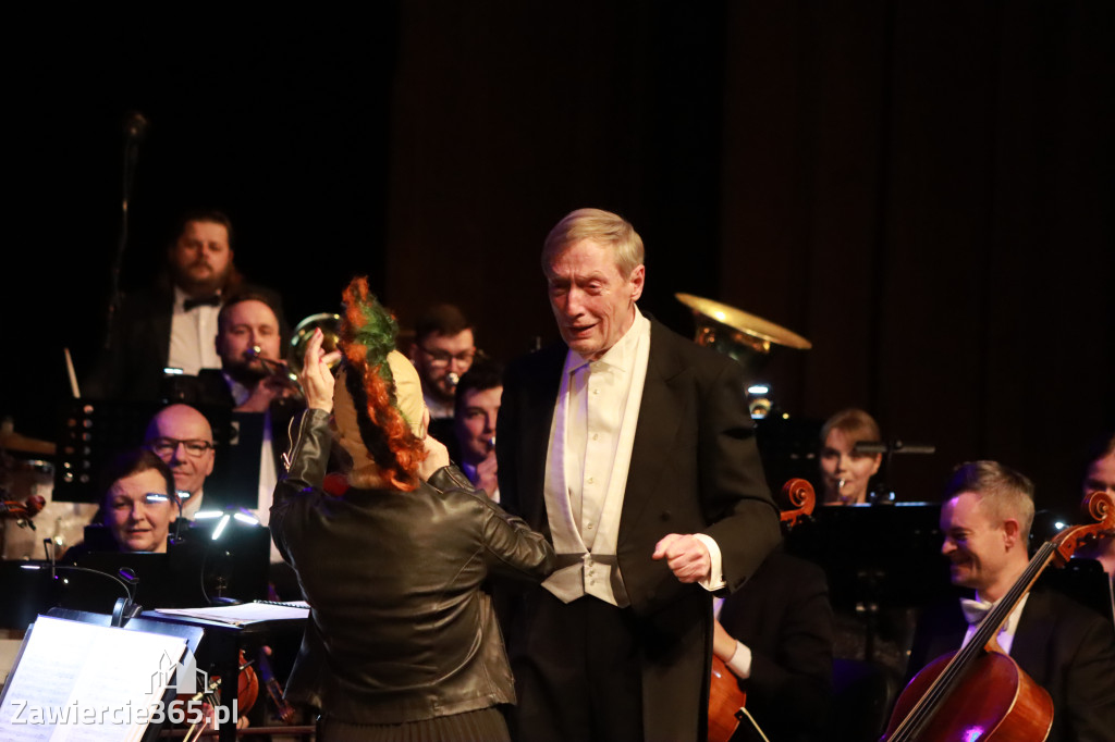 Fotorelacja I: Koncert Jubileuszowy Macieja Niesiołowskiego w MOK Zawiercie