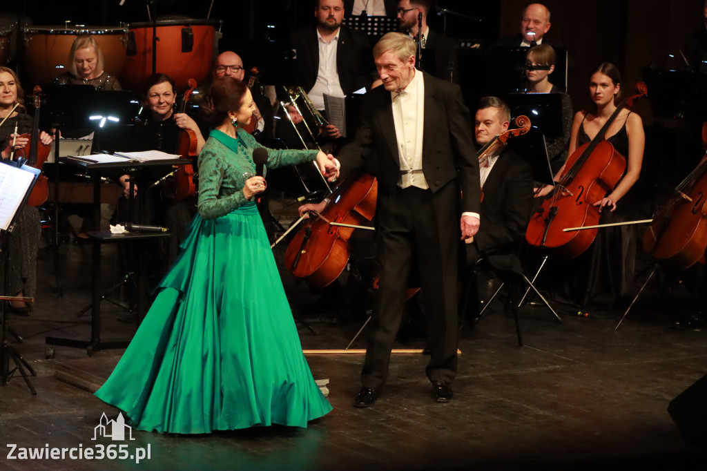 Fotorelacja I: Koncert Jubileuszowy Macieja Niesiołowskiego w MOK Zawiercie