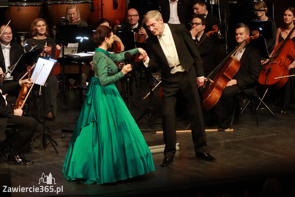 Fotorelacja I: Koncert Jubileuszowy Macieja Niesiołowskiego w MOK Zawiercie