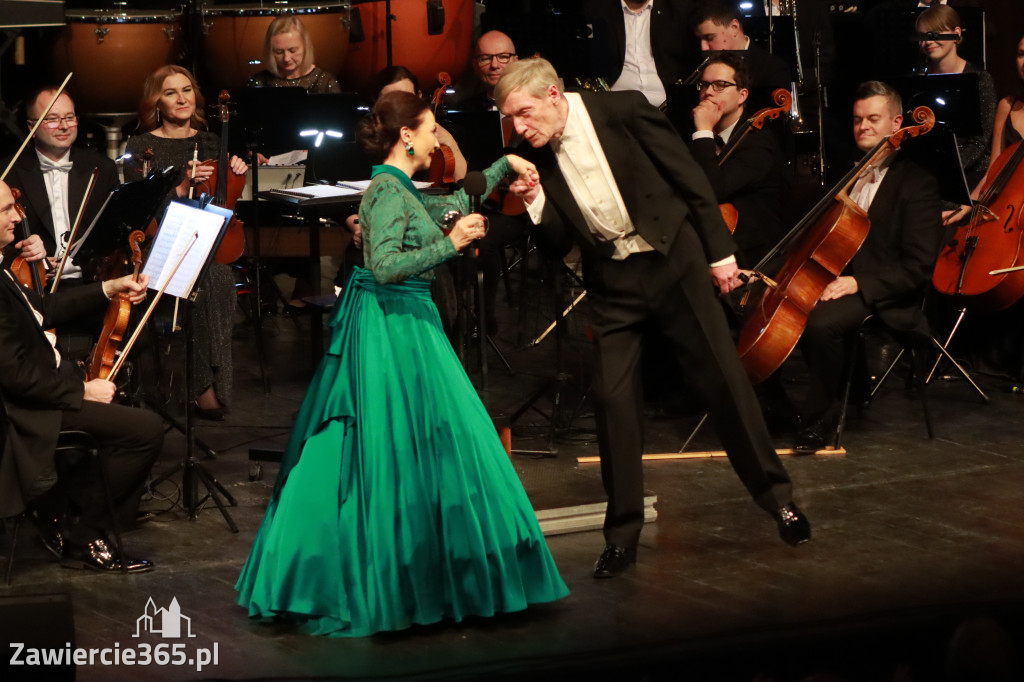 Fotorelacja I: Koncert Jubileuszowy Macieja Niesiołowskiego w MOK Zawiercie