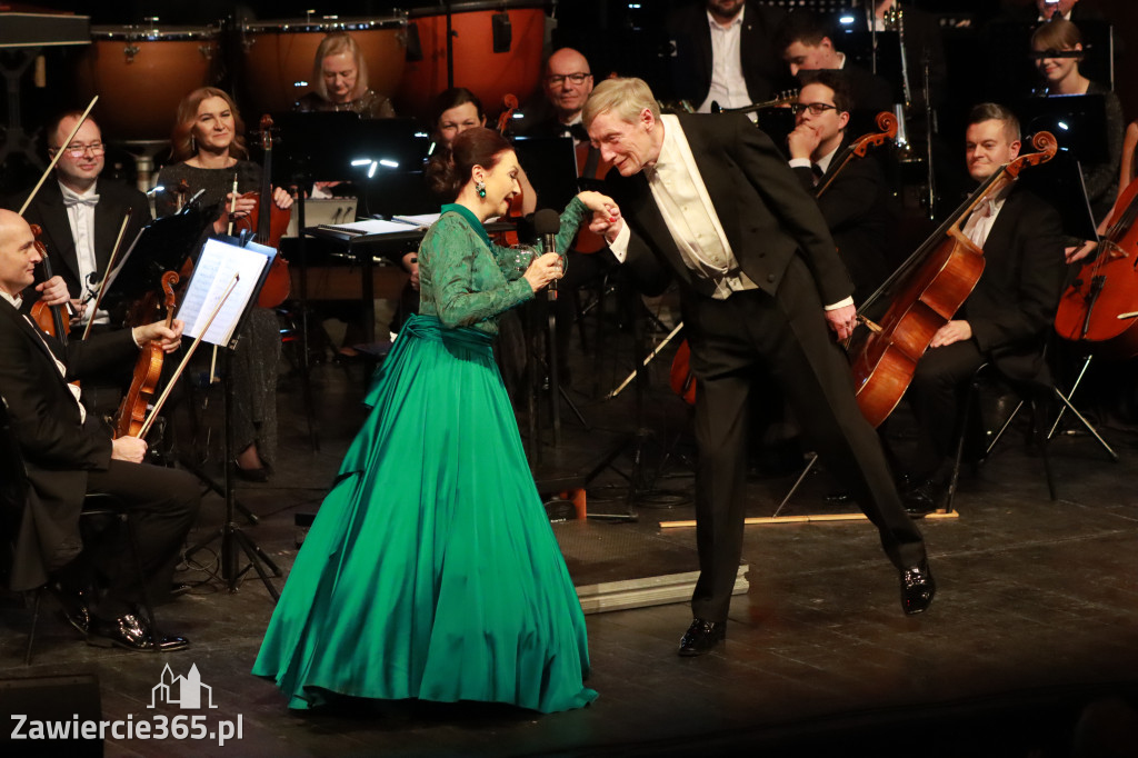 Fotorelacja I: Koncert Jubileuszowy Macieja Niesiołowskiego w MOK Zawiercie