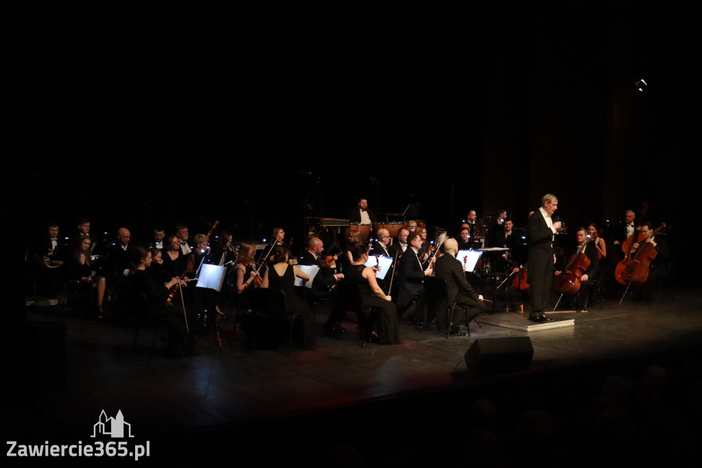 Fotorelacja I: Koncert Jubileuszowy Macieja Niesiołowskiego w MOK Zawiercie