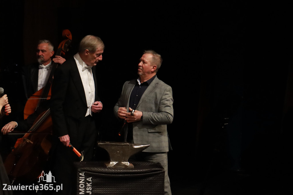 Fotorelacja I: Koncert Jubileuszowy Macieja Niesiołowskiego w MOK Zawiercie