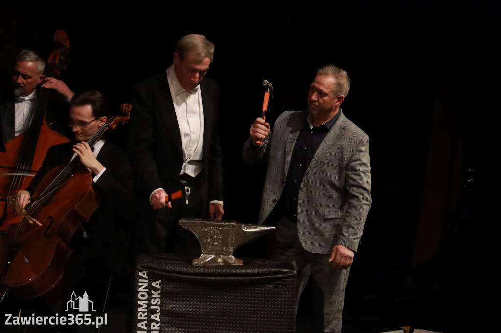 Fotorelacja I: Koncert Jubileuszowy Macieja Niesiołowskiego w MOK Zawiercie