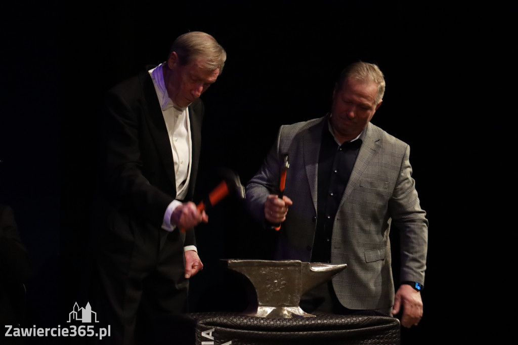 Fotorelacja I: Koncert Jubileuszowy Macieja Niesiołowskiego w MOK Zawiercie