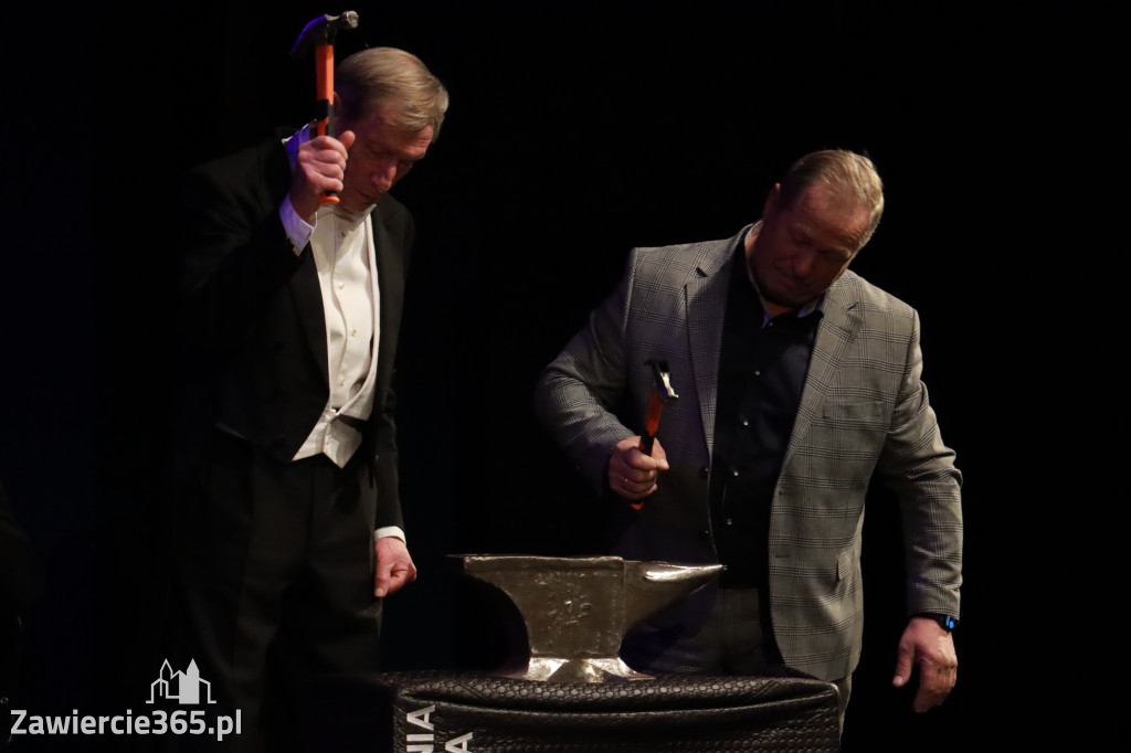 Fotorelacja I: Koncert Jubileuszowy Macieja Niesiołowskiego w MOK Zawiercie