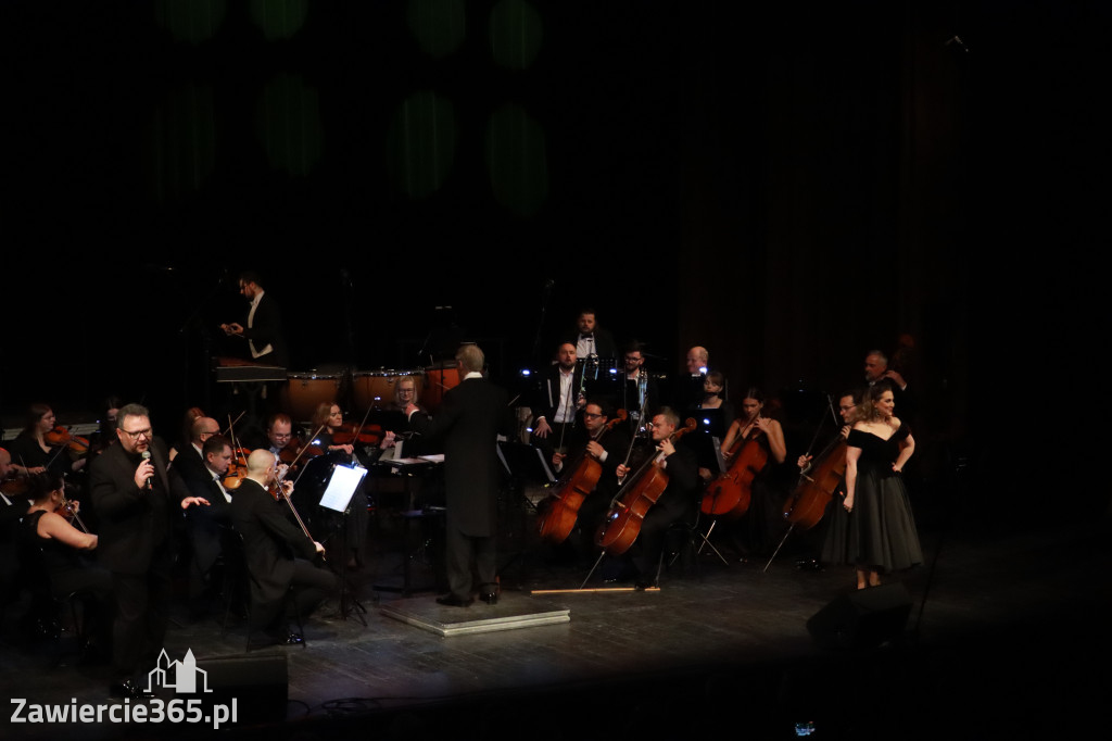 Fotorelacja I: Koncert Jubileuszowy Macieja Niesiołowskiego w MOK Zawiercie