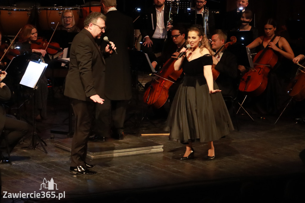 Fotorelacja I: Koncert Jubileuszowy Macieja Niesiołowskiego w MOK Zawiercie