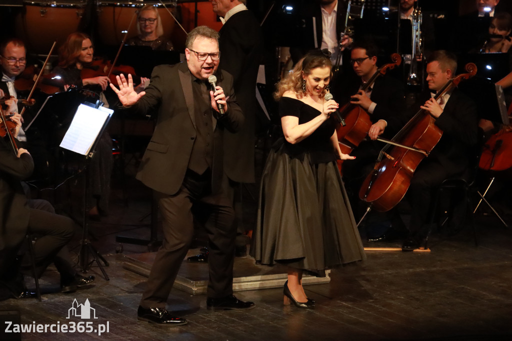 Fotorelacja I: Koncert Jubileuszowy Macieja Niesiołowskiego w MOK Zawiercie