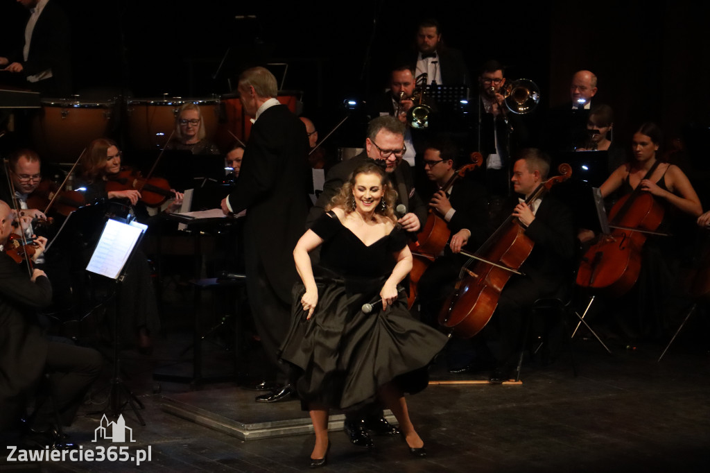 Fotorelacja I: Koncert Jubileuszowy Macieja Niesiołowskiego w MOK Zawiercie