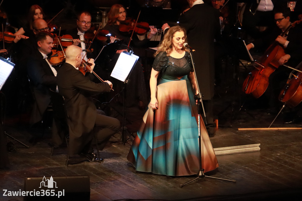 Fotorelacja II: Koncert Jubileuszowy Macieja Niesiołowskiego w MOK Zawiercie