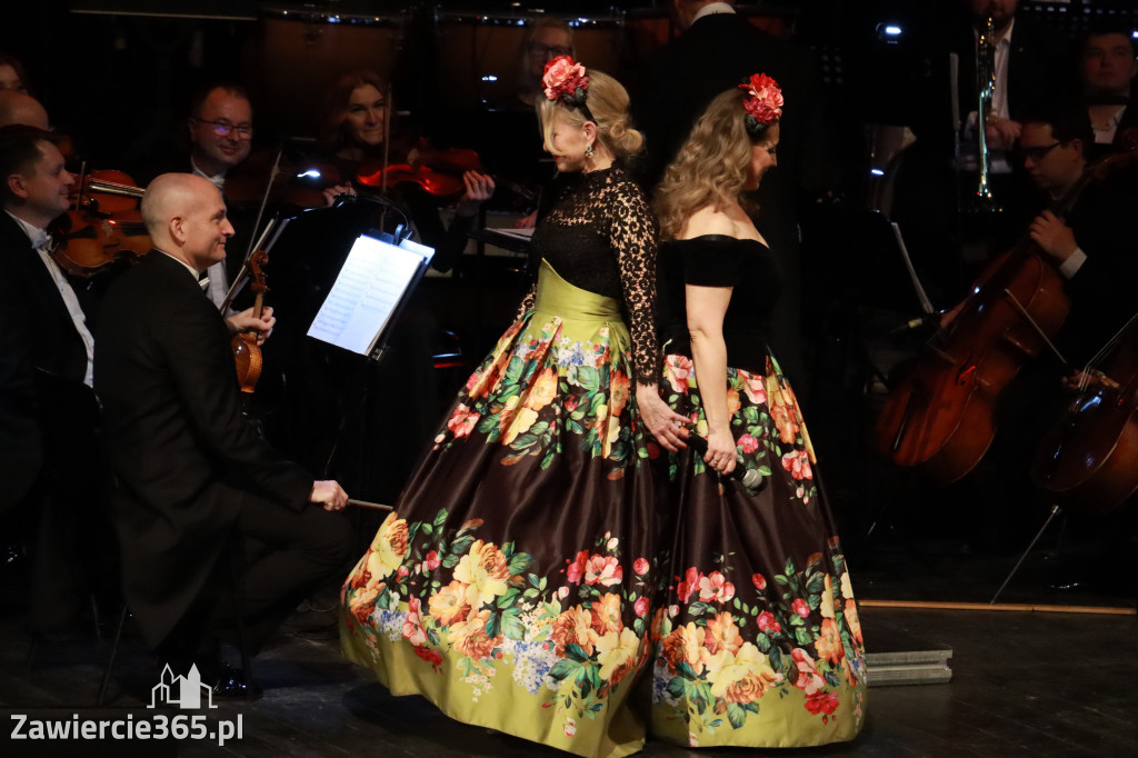 Fotorelacja II: Koncert Jubileuszowy Macieja Niesiołowskiego w MOK Zawiercie