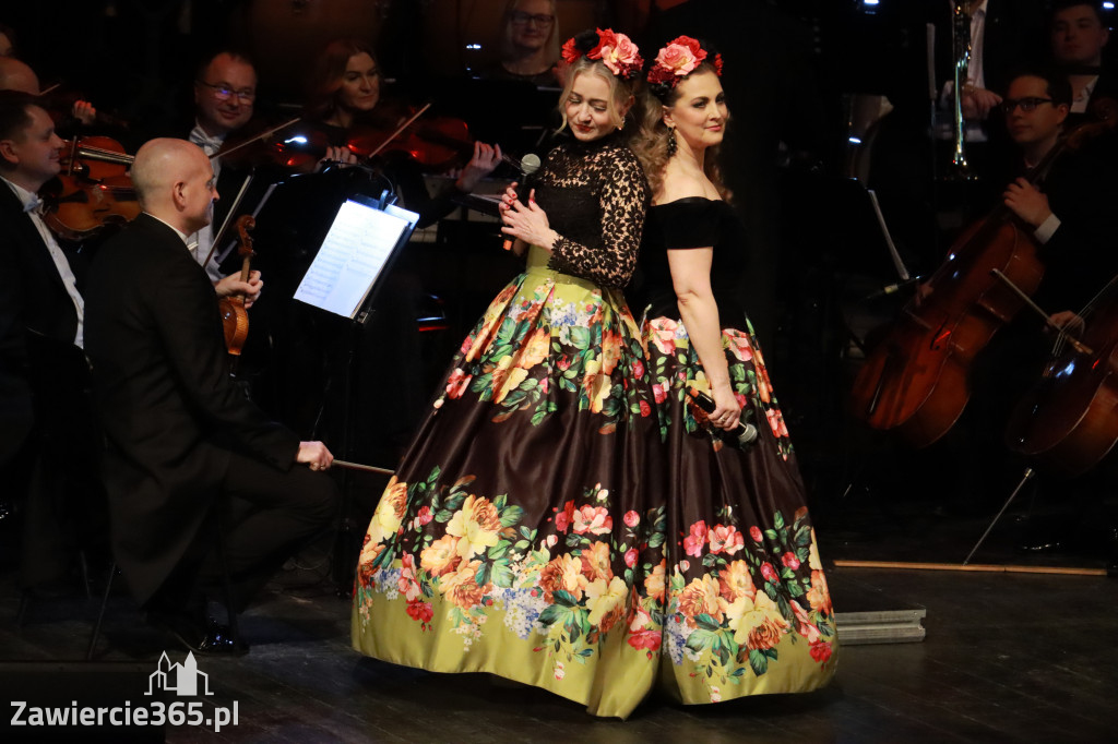 Fotorelacja II: Koncert Jubileuszowy Macieja Niesiołowskiego w MOK Zawiercie