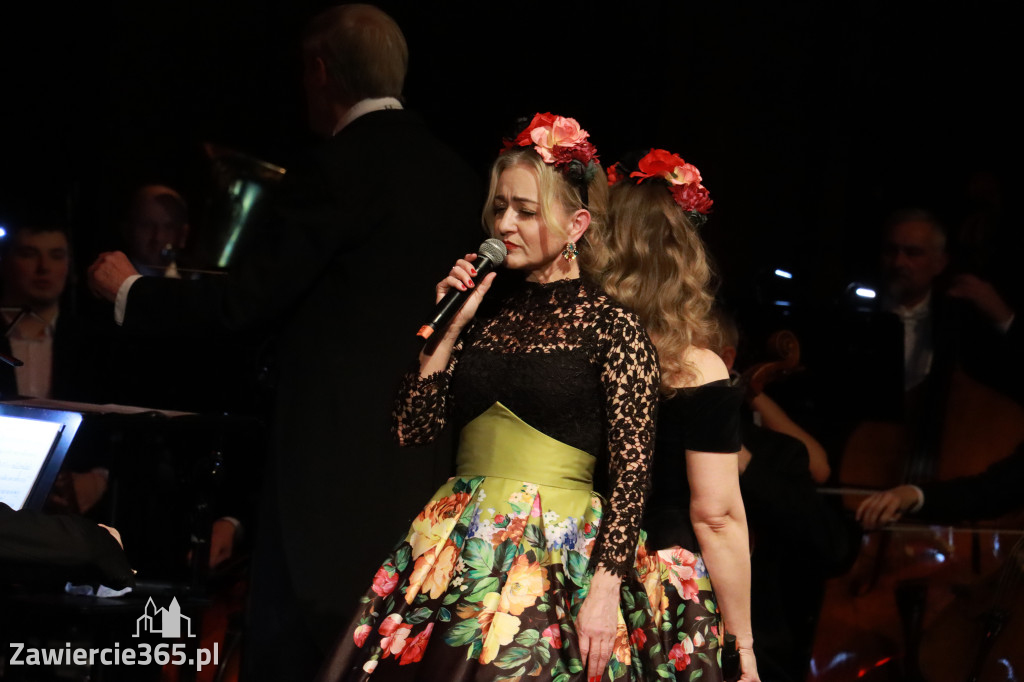 Fotorelacja II: Koncert Jubileuszowy Macieja Niesiołowskiego w MOK Zawiercie