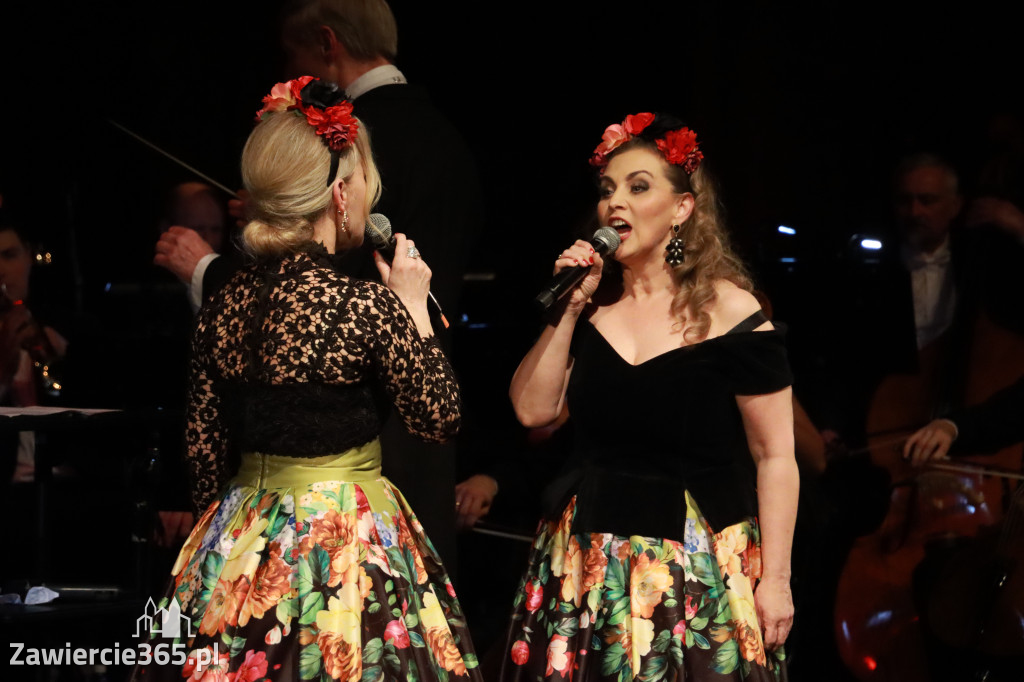 Fotorelacja II: Koncert Jubileuszowy Macieja Niesiołowskiego w MOK Zawiercie