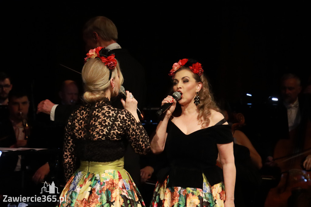 Fotorelacja II: Koncert Jubileuszowy Macieja Niesiołowskiego w MOK Zawiercie