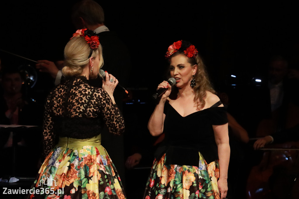 Fotorelacja II: Koncert Jubileuszowy Macieja Niesiołowskiego w MOK Zawiercie