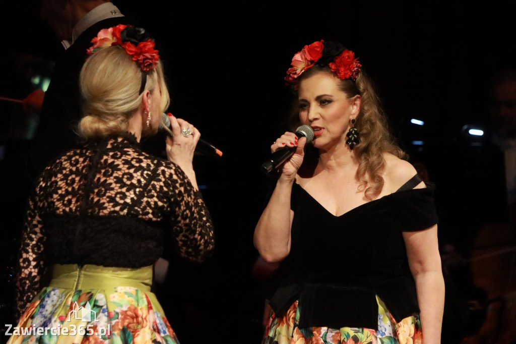 Fotorelacja II: Koncert Jubileuszowy Macieja Niesiołowskiego w MOK Zawiercie