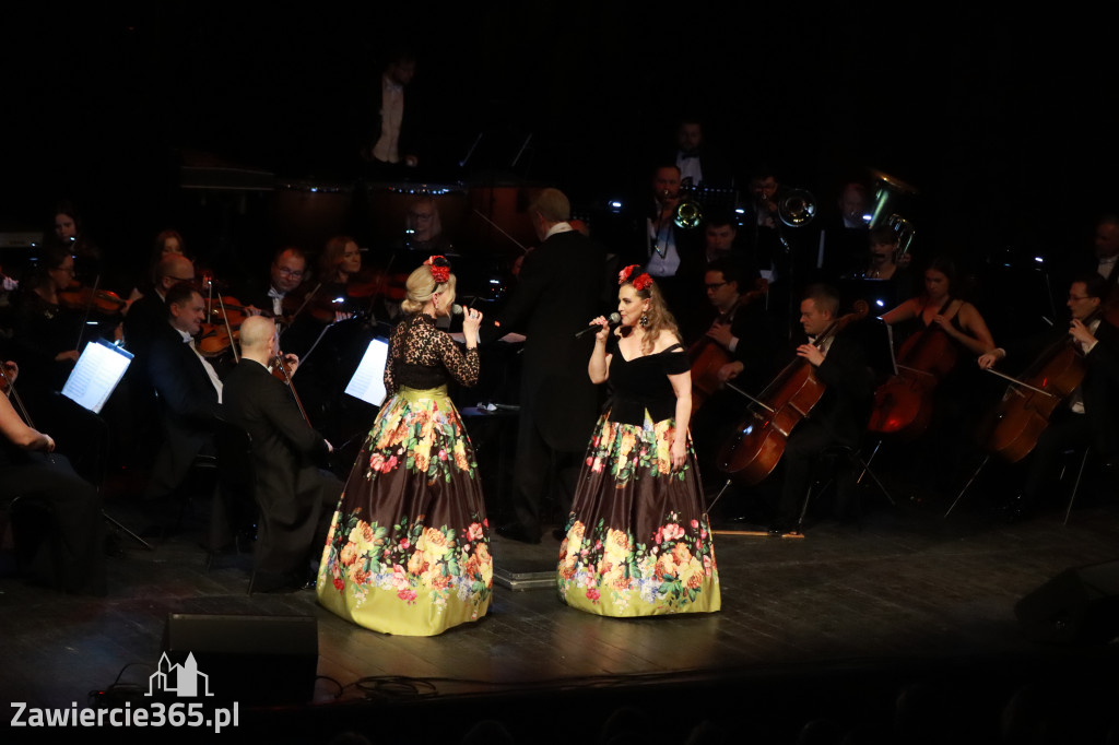 Fotorelacja II: Koncert Jubileuszowy Macieja Niesiołowskiego w MOK Zawiercie